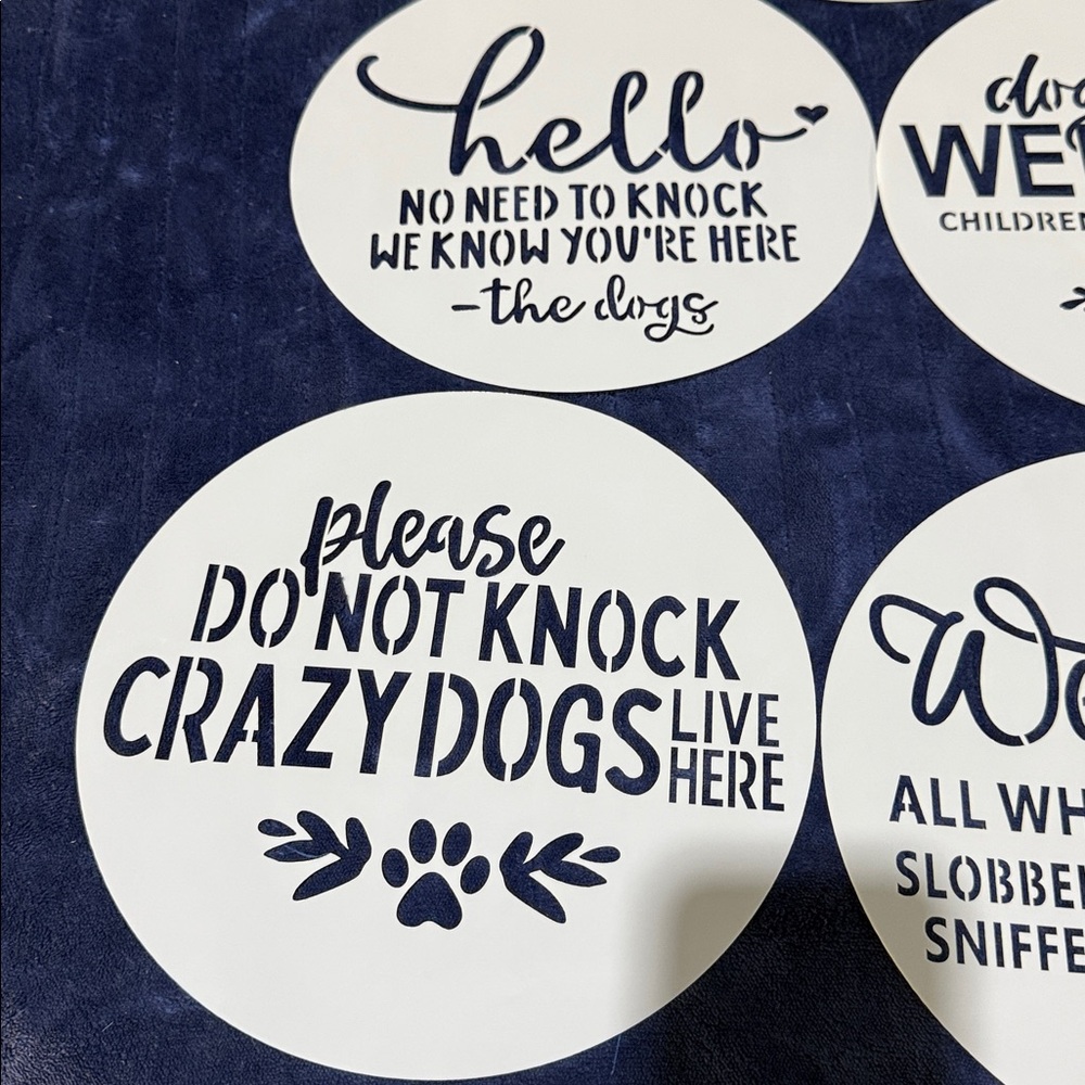 Inspirational stencil set of 9Script Quotes “dogs” and “welcome” - Picture 4 of 6